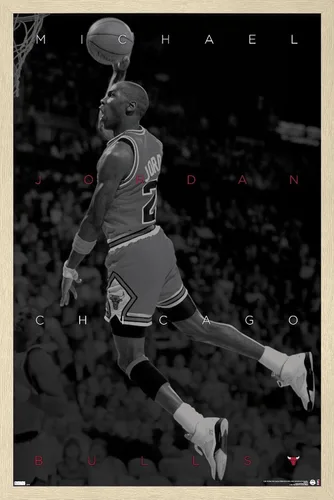 Vista 7 de Trends International Michael Jordan - Póster de pared en blanco y negro, 14.725 x 22.375 pulgadas, versión enmarcada de madera de granero