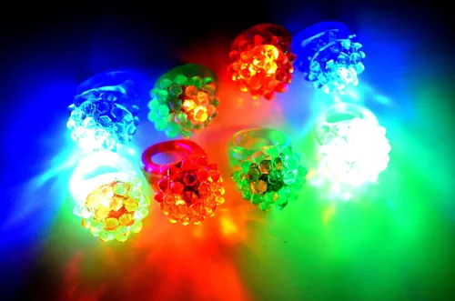 Vista 7 de C&H Solutions Anillo de gelatina con luces LED intermitentes (12 piezas)
