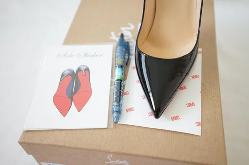 Vista 2 de Adhesivo de suela - Protector de suela 3M transparente para tacones Christian Louboutin