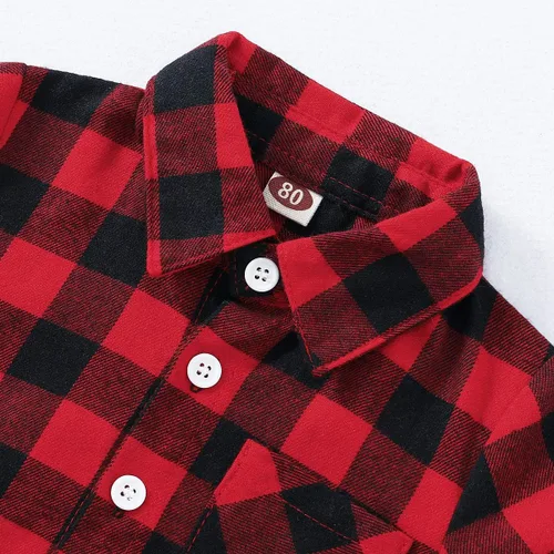 Vista 4 de MAMAMI Conjunto de 2 piezas de camisa de franela a cuadros rojos para bebés, niños y niñas, cintura elástica, agujeros rasgados, pantalones