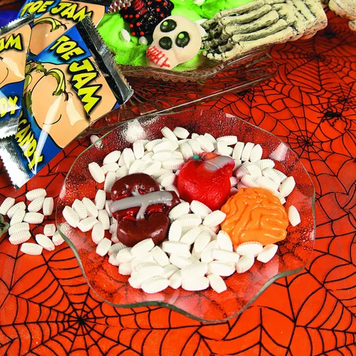 Vista 4 de Fun Express Caramelos de gomitas de cosecha de órganos de Halloween a granel, paquete de 1 libra con formas de cerebro, corazón, pulmón e intestino