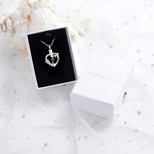 Vista 5 de Yinplsmemory Collar de urna de corazón de delfín para cenizas para mujer, colgante de urna de corazón de cristal, collar de recuerdo de cenizas