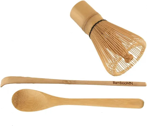 Vista 9 de BambooMN Juego de batidor de matcha - Chasen (batidor de té), Chashaku (cuchara de bambú con gancho), cuchara de té - negro
