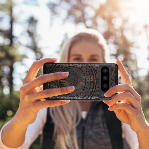 Vista 7 de Carveit Funda de madera para Pixel 8 Pro [madera natural y TPU suave negro] a prueba de golpes, funda de madera única compatible con Google Pixel 8