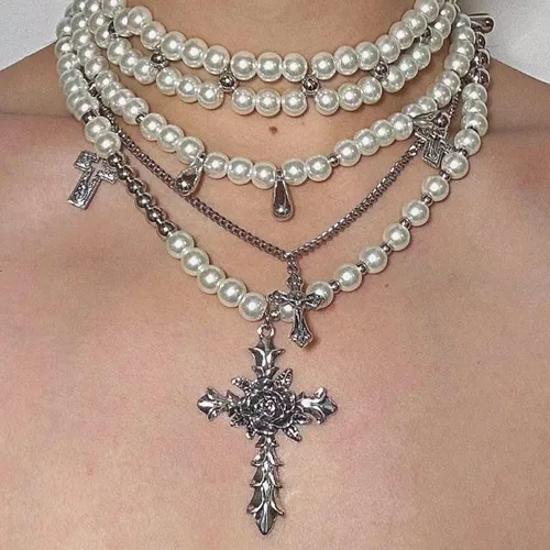 Vista 6 de Collar de perlas en capas con cruz gótica, collar apilado de perlas para mujer