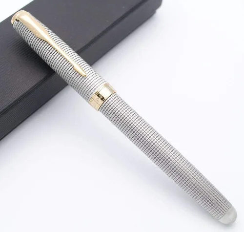 Vista 6 de JINHAO 601a - Pluma estilográfica de estilo retro (negro con clip dorado, punta fina)