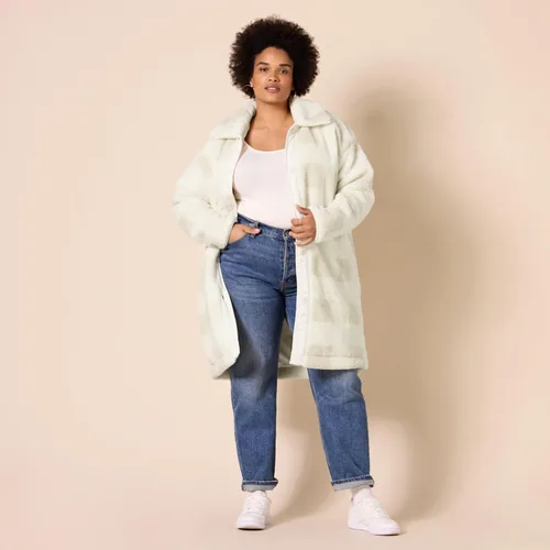 Vista 6 de Tienda Essentials Abrigo de sherpa de peluche de gran tamaño para mujer (anteriormente Goodthreads)