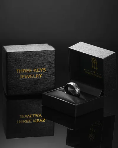 Vista 6 de Three Keys Jewelery - Anillos de tungsteno martillado para hombres y mujeres, 0.157pulgadas, 0.236pulgadas, 0.315pulgadas, negro cepillado, alianza