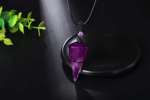 Vista 6 de XIANNVXI collar de piedras preciosas de cristal curativo con colgante de pirámide y cadena ajustable, joyería de cuarzo natural reiki para hombres