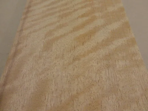 Vista 6 de Curupixa Amarillo Honeytree Gogo Chapa de madera 8.75" x 112" AA 1/42