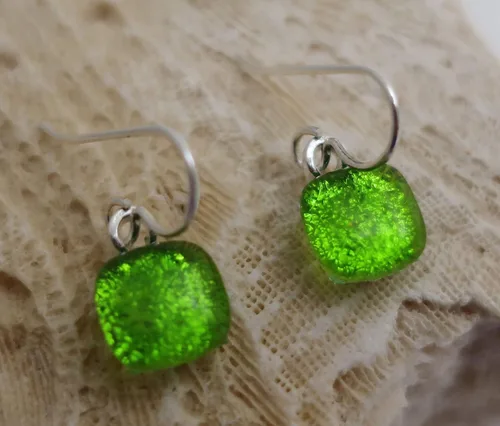 Vista 2 de Bright Chartreuse Green Fused Dichroic Glass Earrings Sterling Silver Earrings N334