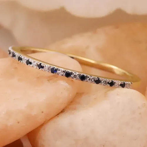 Vista 4 de Dazzlingrock Collection Anillo redondo de zafiro azul y diamante blanco de media eternidad para mujer en oro