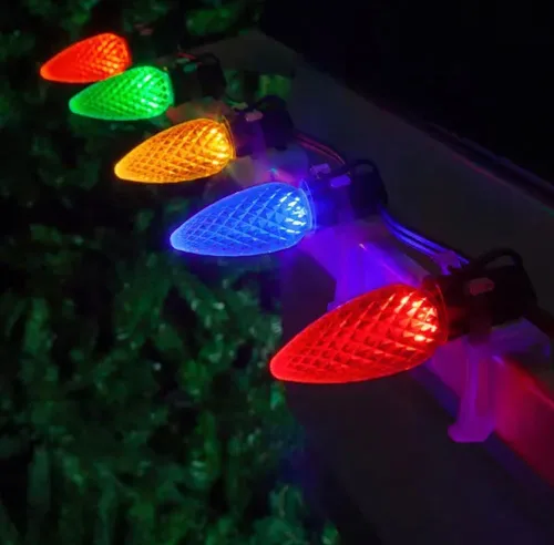 Vista 4 de Paquete de 25 bombillas LED C9 de repuesto para Navidad, bombillas LED facetadas, grado comercial, base intermedia E17, regulables, SMD