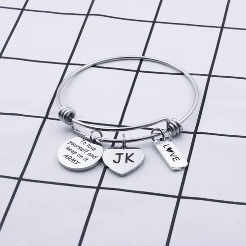 Vista 4 de LACAKU - Pulsera para niño Kpop BTS Bangtan dijes con textos en inglés amarte a ti mismo ARMY regalo de joyería para niños acero inoxidable JK BR