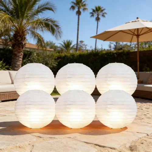 Vista 4 de 6 linternas de papel blancas con luces LED, linterna redonda de 12 pulgadas, lámpara de papel colgante para cumpleaños, boda, Navidad, novia