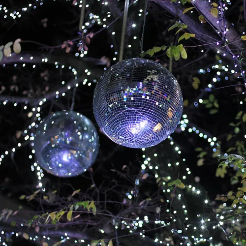Vista 6 de MECCANIXITY Bola de espejo, 4, 6, 8 pulgadas, bolas de cristal para decoración de discoteca reflectantes con anillo para colgar, tono plateado