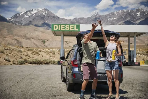 Vista 7 de Hydro Flask - Botella de agua de 21 onzas de acero inoxidable, reutilizable, aislada al vacío con tapa flexible de boca estándar, color niebla