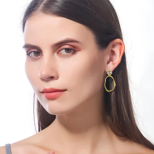 Vista 4 de Zaano Aretes colgantes chapados en oro de 14 quilates con circonita cúbica grande y asimétrica, joyería de gota para mujer, hipoalergénica