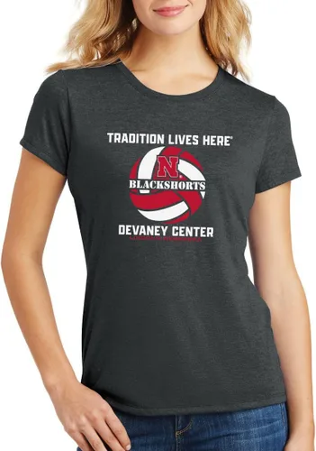 Vista 43 de CornBorn Elige tu diseño: camisetas prémium de voleibol de Nebraska para mujer
