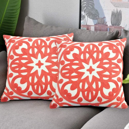 Vista 26 de Alysheer Funda de almohada decorativa bordada de 18 x 18 pulgadas, acogedora y fresca funda de cojín bohemia con diseño de mandala chic de punto