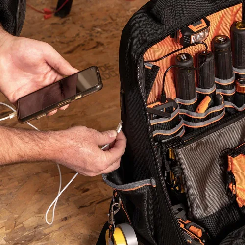 Vista 10 de Klein Tools 62800BP - Mochila para herramientas, 40 bolsillos, color negro y naranja