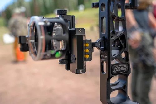 Vista 8 de Trophy Ridge Digital React One Pin Archery