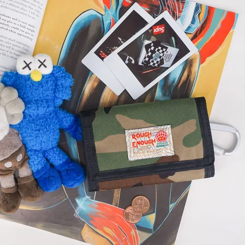 Vista 7 de Rough Enough - Cartera de camuflaje para niños y adolescentes con llavero de cordón triple
