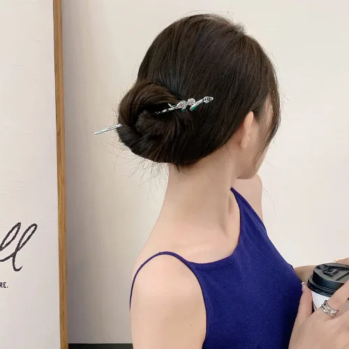 Vista 6 de Paquete de 4 palitos para el cabello con diseño de serpiente para cabello largo, accesorios para el cabello 2 en 1, horquilla de estilo chino