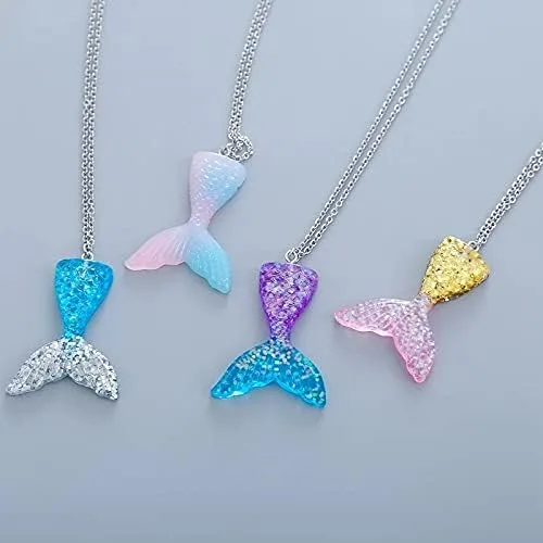 Vista 3 de Yissw Juego de 2 aretes coloridos de resina con cola de sirena y cola de pez de dibujos animados para niñas y mujeres, Resina, Resina