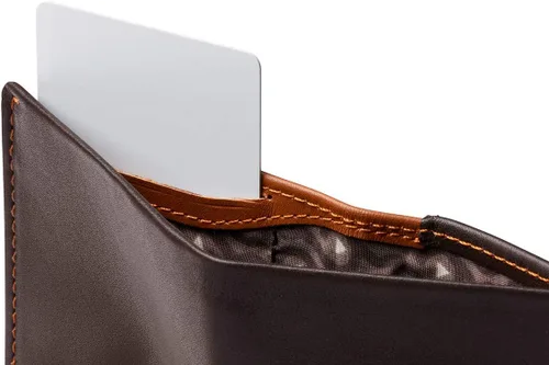 Vista 6 de Bellroy Note Sleeve, ediciones RFID disponibles, billetera de cuero fino (máx 11 tarjetas y dinero).