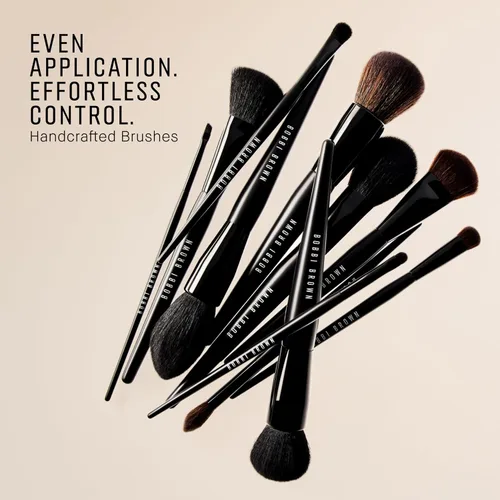 Vista 4 de Bobbi Brown Pincel delineador de ojos Brochas delineadoras de ojos para manchas, líneas precisas + ojos ahumados Funciona para delineador de gel