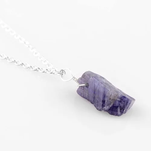 Vista 2 de Collar de tanzanita cruda, collar chapado en plata, cristal de piedras preciosas ásperas, piedra curativa, piedra natal de diciembre, capas, novia