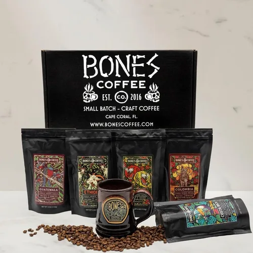 Vista 24 de Bones Coffee Company The Nightmare Before Christmas Caja de Coleccionista 5 Cafés de Sabores Granos de Arábica Bajo en Ácido Tostado Medio Café