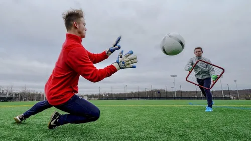 Vista 3 de Kwik Goal Rebotador de mano