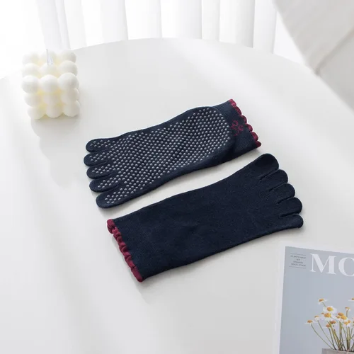 Vista 5 de Calcetines de yoga con dedos de pilates con empuñaduras para mujer, antideslizantes, acolchados, florales, calcetines tobilleros para baile de ballet