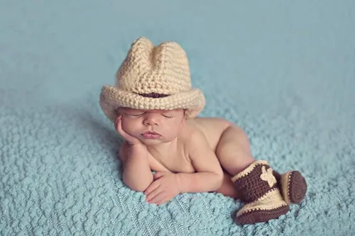 Vista 2 de Ropa de ganchillo para niños y niñas recién nacidos, sombrero de vaquero con zapatos, accesorios de fotografía, disfraz