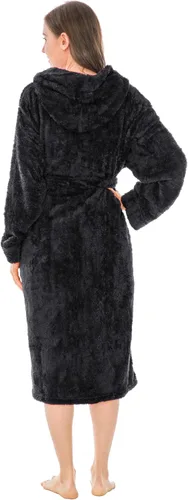 Vista 2 de PAVILIA Bata suave de felpa con capucha para mujer Bata de baño mullida y cálida de forro polar Sherpa 260 GSM Cozy Sherpa Fleece, Super Soft On