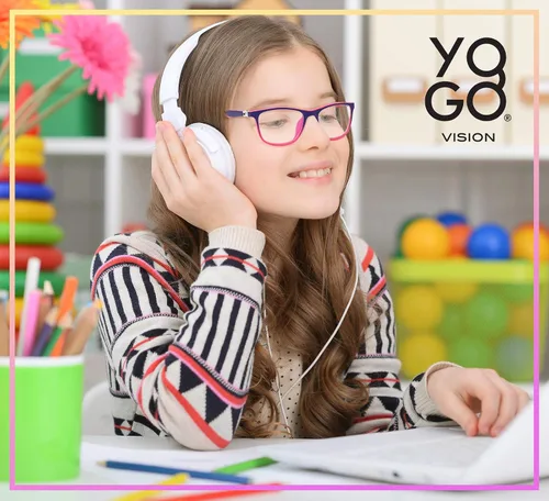 Vista 6 de Yogo Vision Kids Blue Light Blocking Glasses Computer Eyeglasses Boys Girls Square Frames Anti Strain Reduce Glare