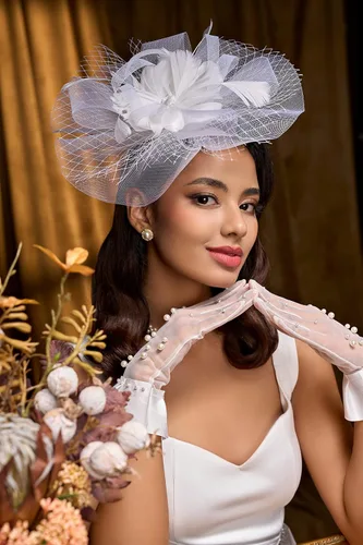 Vista 4 de BABEYOND Sombreros Derby para mujer, sombreros de fiesta de té, tocados de Kentucky, sombrero de organza para cóctel, novia, boda, plumas, clip