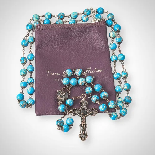 Vista 3 de Nazareth Store Collar de cuentas de jaspe azul océano con diseño vintage natural, medalla de suelo sagrado y cruz crucifijo rosarios religiosos