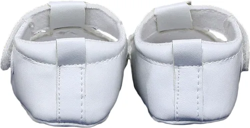 Vista 4 de Little Things Mean A Lot Baby Girls All White Faux Leather Zapato de cuna Mary Jane con acentos de perforación