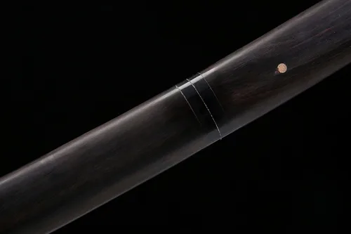 Vista 4 de Espada samurai japonesa negra hecha a mano, Katana de espiga completa de acero T10 de 41 pulgadas, hoja templada de arcilla