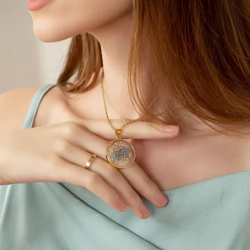 Vista 30 de Forget-Me-Not and Queen Anne's Lace Pressed Wildflower Necklace Birth Month Real Flower Necklace Gold/Silver Pressed Flower Jewelry