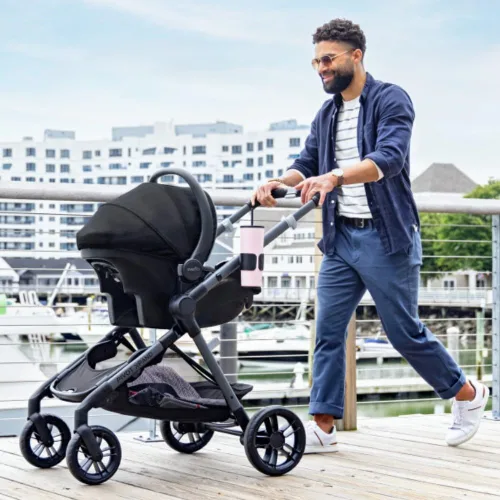 Vista 6 de Sistema de transporte modular Evenflo Pivot Xpand con asiento de coche para bebé LiteMax (Negro Ayrshire)