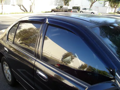 Vista 4 de WD2-244i - Juego de 4 viseras para ventana (en canal), deflector, protector de lluvia, compatible con Hummer H2 2003-2009 Ahumado oscuro