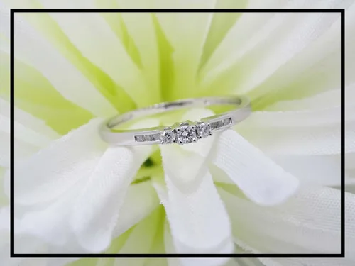 Vista 3 de Dazzlingrock Collection Anillo de compromiso de 3 piedras con diamantes blancos redondos de 0.13 quilates (ctw), oro de 10 quilates