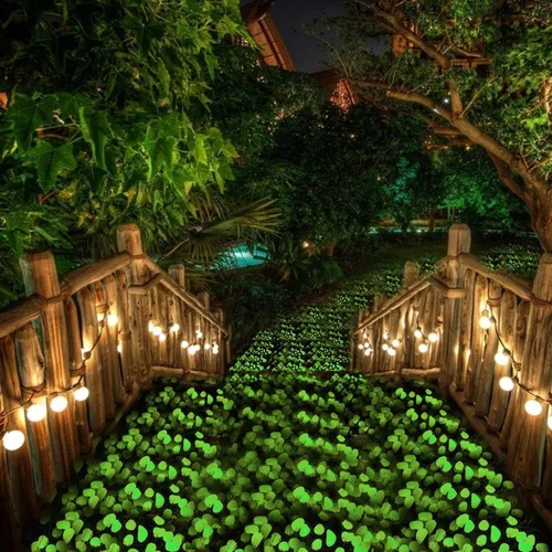Vista 9 de Piedras brillantes, 150 piezas de guijarros que brillan en la oscuridad, para pasarelas, ventanas, patios, entradas, decoración al aire libre, Azul