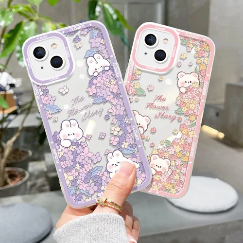 Vista 2 de Funda protectora de TPU suave con diseño de oso Kawaii con diseño floral rosa para iPhone 14