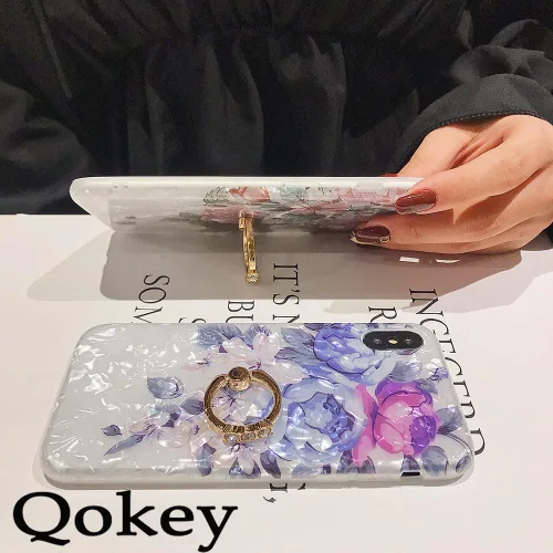 Vista 4 de Qokey - Funda de mármol compatible con iPhone XR, diseño de anillo giratorio de 360 grados, TPU suave a prueba de golpes, diseñada para iPhone XR