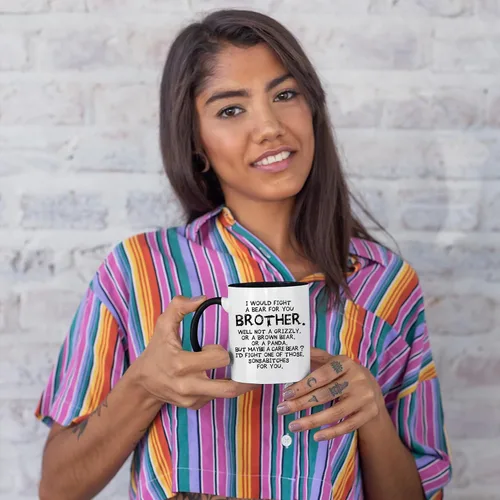 Vista 2 de Taza de café con texto en inglés "I Would Fight a Bear for You Brother" (11 onzas) (negro)